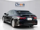 Toyota Camry LE Hybrid 2022